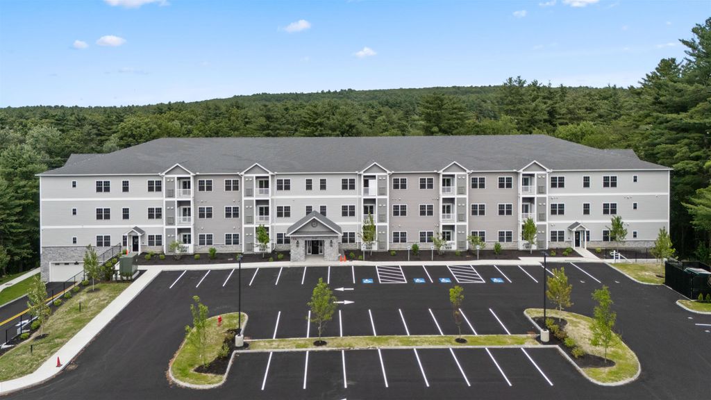 10100 S Willow Street # 301, Manchester, NH 03103