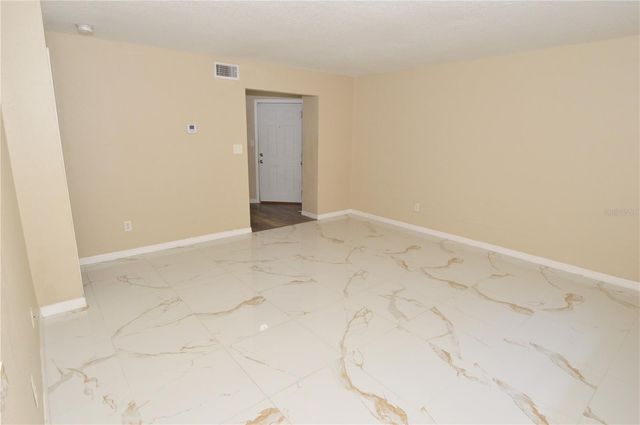8764 MALLARD RESERVE DRIVE 101, Tampa, FL 33614