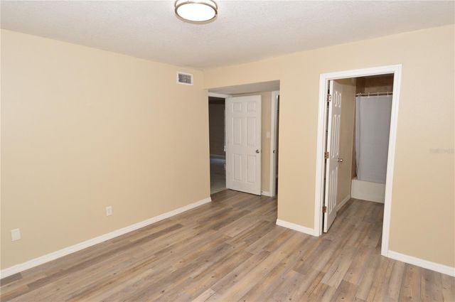 8764 MALLARD RESERVE DRIVE 101, Tampa, FL 33614