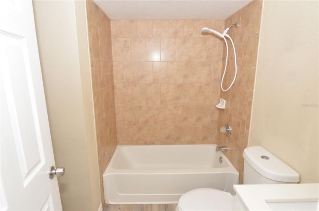 8764 MALLARD RESERVE DRIVE 101, Tampa, FL 33614