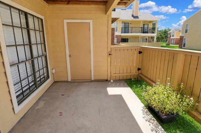8764 MALLARD RESERVE DRIVE 101, Tampa, FL 33614