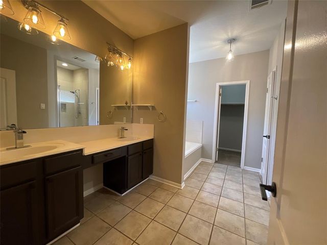 3300 Bratton Heights DR, Austin, TX 78728