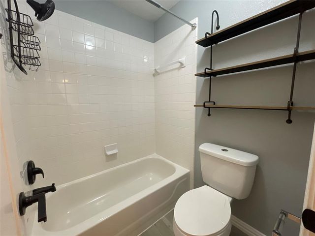 3300 Bratton Heights DR, Austin, TX 78728