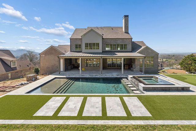 692 Legends Crest Dr, Franklin, TN 37069