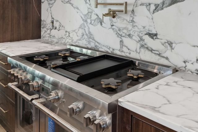 692 Legends Crest Dr, Franklin, TN 37069