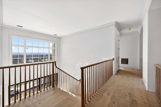 692 Legends Crest Dr, Franklin, TN 37069