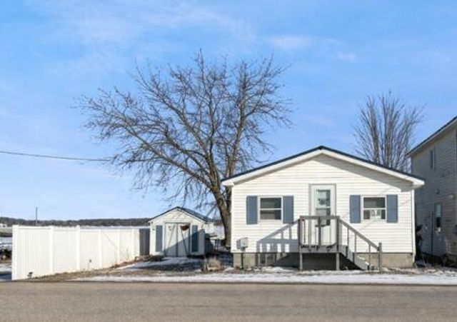 19360 W Chippewa Drive, Evart, MI 49631