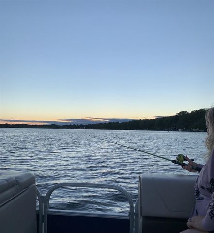 19360 W Chippewa Drive, Evart, MI 49631