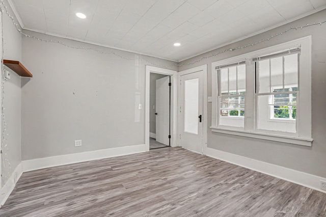 607 Ira Avenue, Kalamazoo Twp, MI 49048