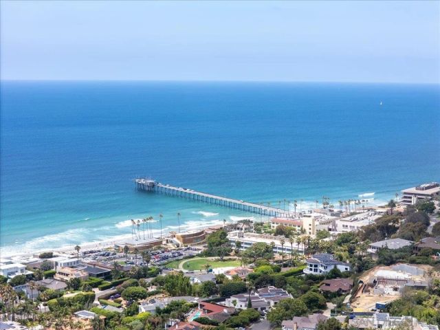 8496 Westway Drive, La Jolla, CA 92037