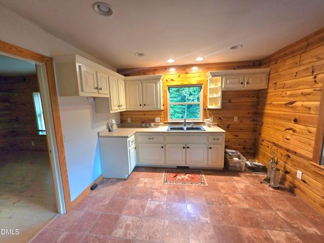 413 Johnson Town Road, Zebulon, NC 27597