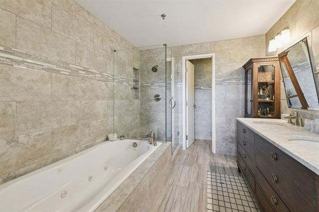 3235 Roswell Road NE 704, Atlanta, GA 30305