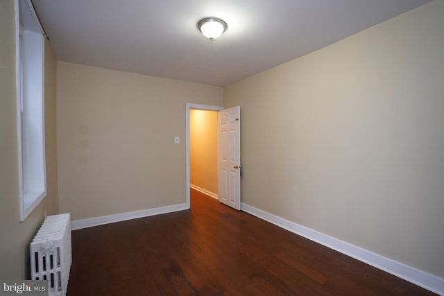 2512 N FRONT ST, Philadelphia, PA 19133