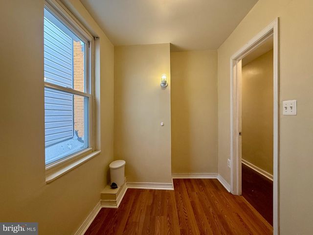 2512 N FRONT ST, Philadelphia, PA 19133