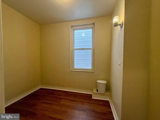 2512 N FRONT ST, Philadelphia, PA 19133