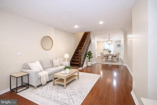 2512 N FRONT ST, Philadelphia, PA 19133