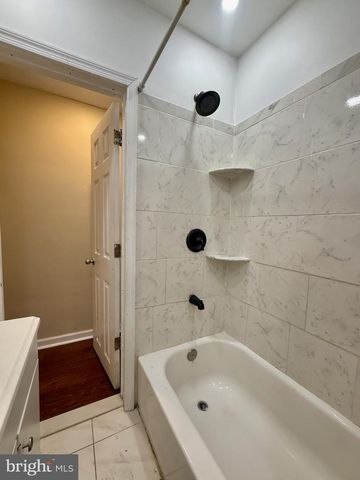 2512 N FRONT ST, Philadelphia, PA 19133