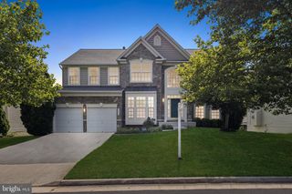 44217 NAVAJO DR, Ashburn, VA 20147