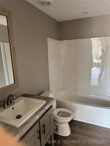 5501 E 81st Street N, Fort Gibson, OK 74434