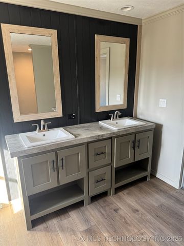 5501 E 81st Street N, Fort Gibson, OK 74434