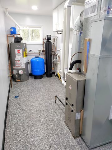 6N221 Virginia Road, Roselle, IL 60172