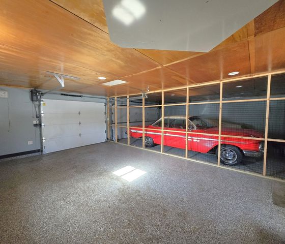 6N221 Virginia Road, Roselle, IL 60172