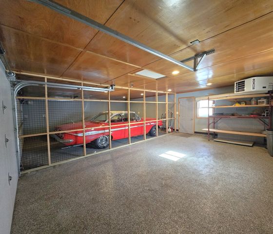 6N221 Virginia Road, Roselle, IL 60172