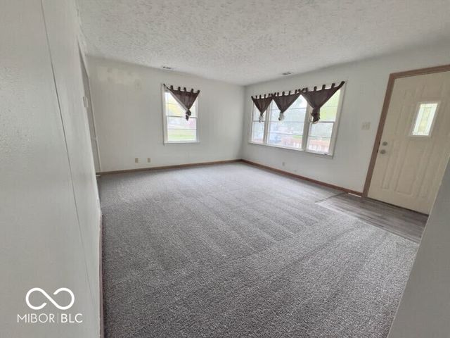 1120 Bomar Lane, Greenwood, IN 46142