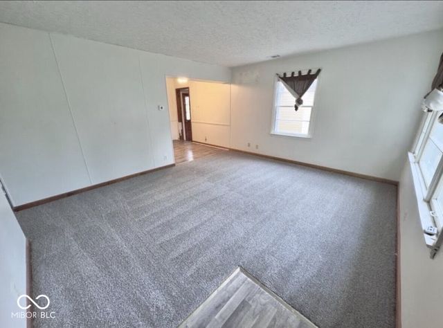 1120 Bomar Lane, Greenwood, IN 46142