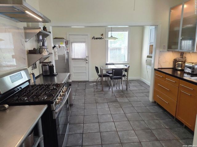 334 Pershing Ave, San Antonio, TX 78209
