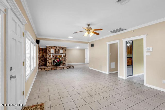 172 Hoxie Street, Biloxi, MS 39530