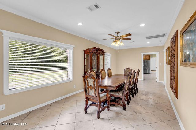 172 Hoxie Street, Biloxi, MS 39530