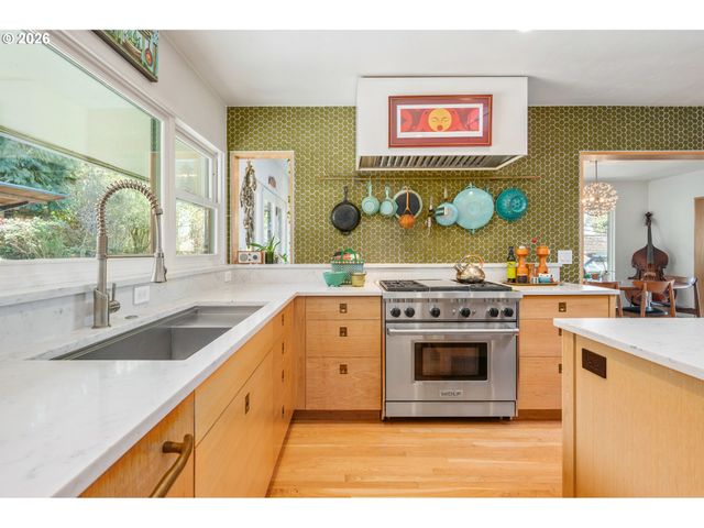 2260 Lincoln St, Eugene, OR 97405