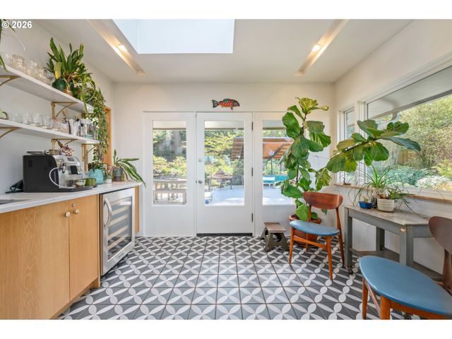 2260 Lincoln St, Eugene, OR 97405