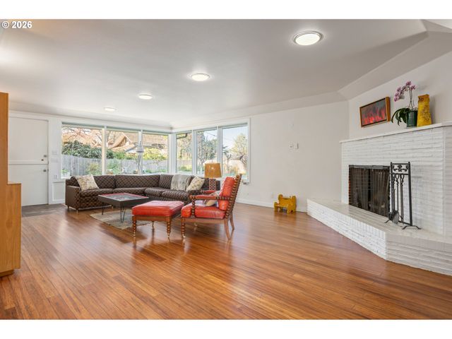 2260 Lincoln St, Eugene, OR 97405