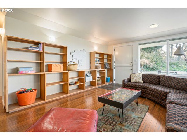 2260 Lincoln St, Eugene, OR 97405