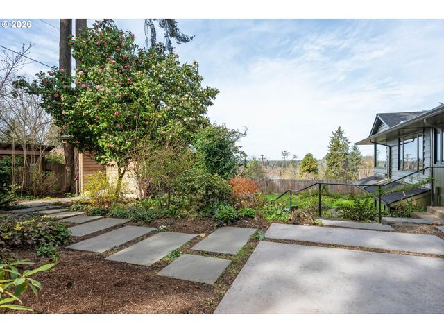 2260 Lincoln St, Eugene, OR 97405