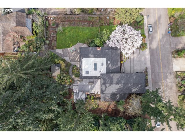 2260 Lincoln St, Eugene, OR 97405