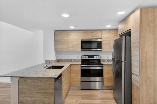 1230 SOUTHSTATION PLACE 311, Orlando, FL 32809