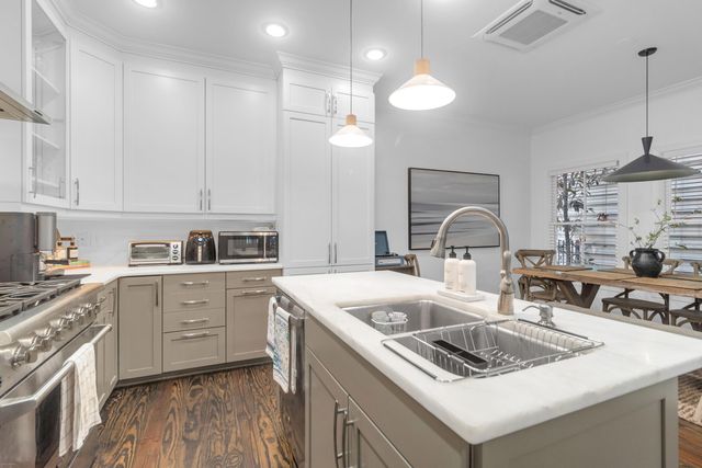 250 Coming Street, Charleston, SC 29403