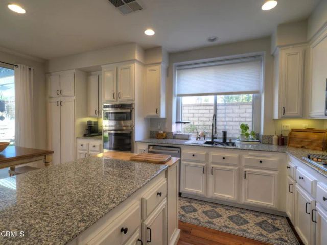 29047 Ironwood Lane, Saugus, CA 91390