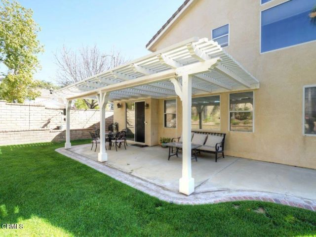 29047 Ironwood Lane, Saugus, CA 91390