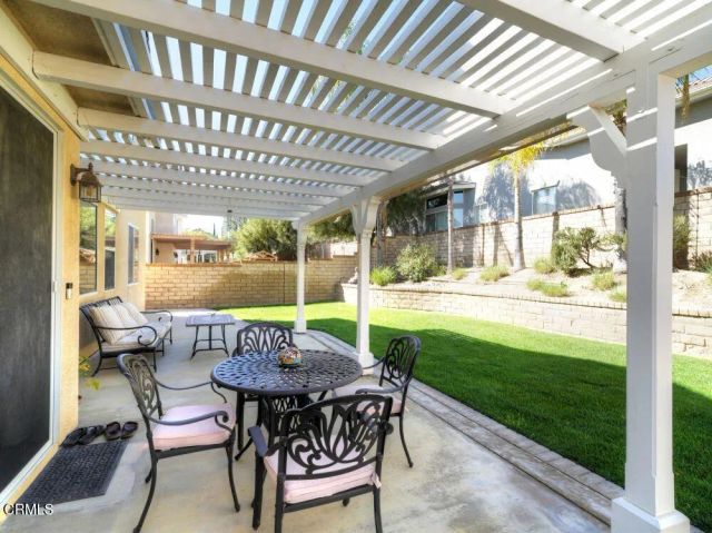 29047 Ironwood Lane, Saugus, CA 91390