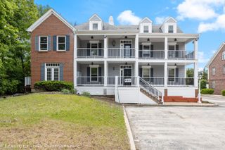 520 W Roosevelt Road 301-302, Wheaton, IL 60187