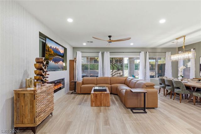 3110 Scotts Valley Drive, Henderson, NV 89052
