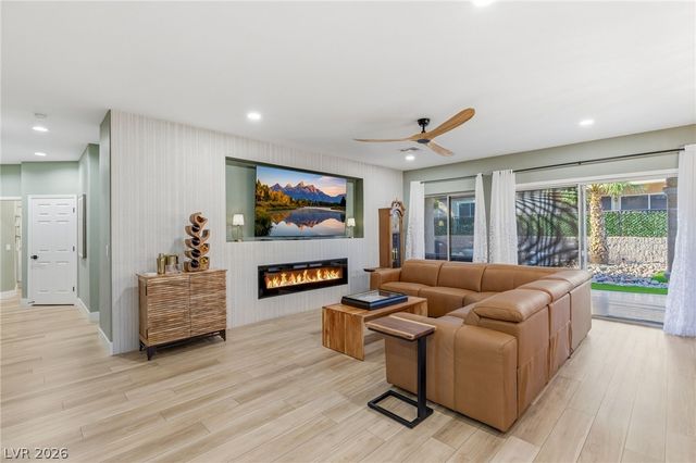 3110 Scotts Valley Drive, Henderson, NV 89052