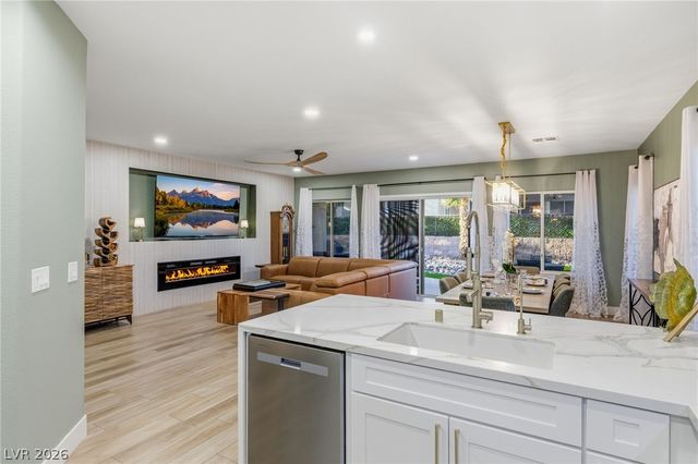 3110 Scotts Valley Drive, Henderson, NV 89052
