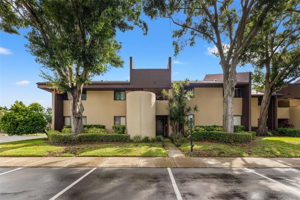 785 S VILLAGE DRIVE N 202, St Petersburg, FL 33716