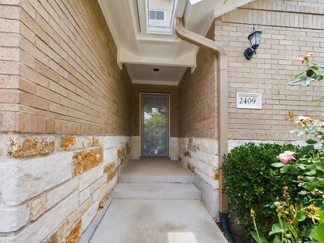2409 Brook Crest WAY, Leander, TX 78641