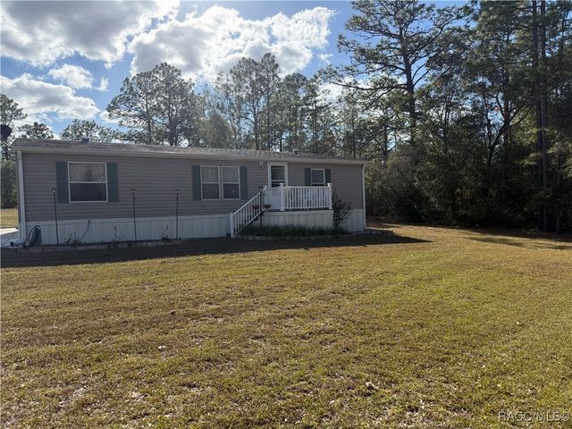 6820 W Mable Lane, Dunnellon, FL 34433